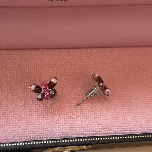 Beautiful pink butterfly stud earrings - Picture 3 of 3